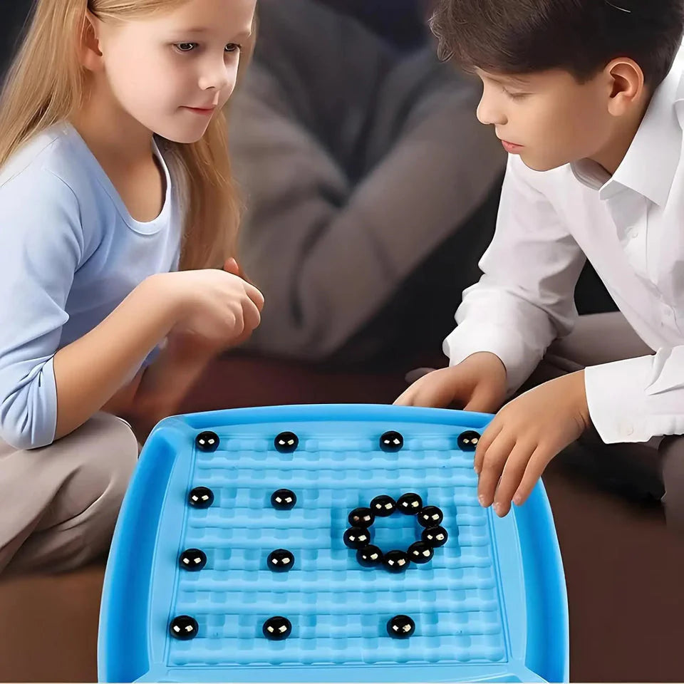 Gioco degli scacchi magnetico
