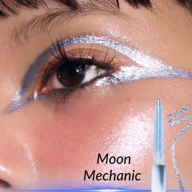Eyeliner Glow Melt-On Resistente All'Acqua Effetto Multicromatico