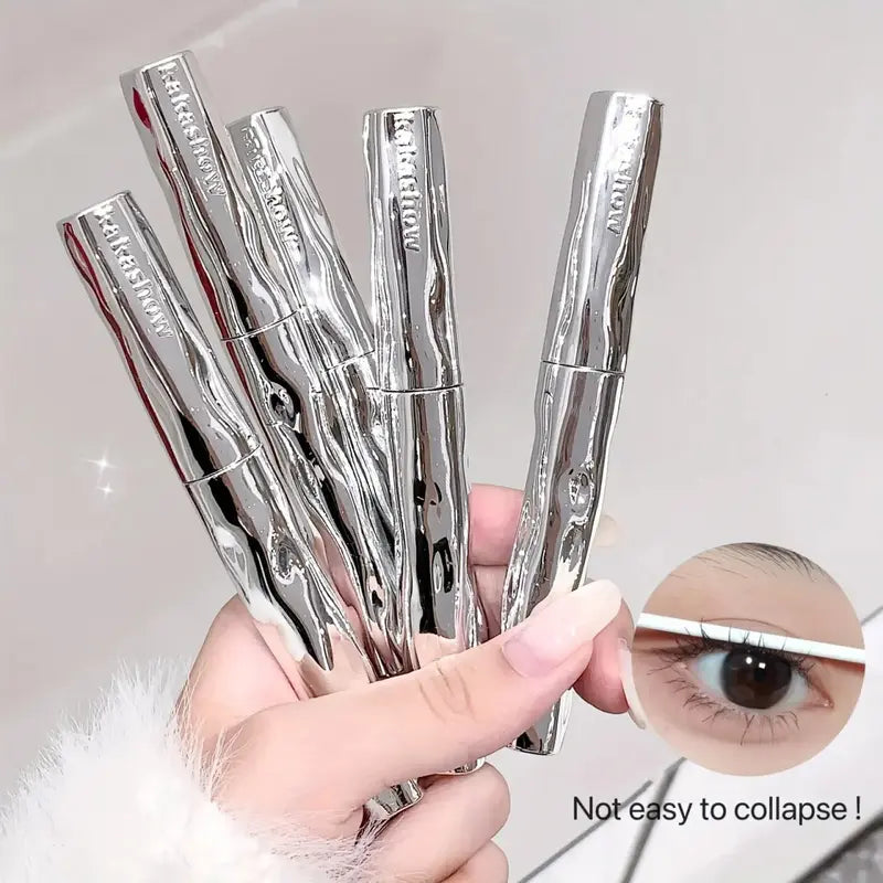 Ciglia Definite Mascara Waterproof Effetto Volumizzante