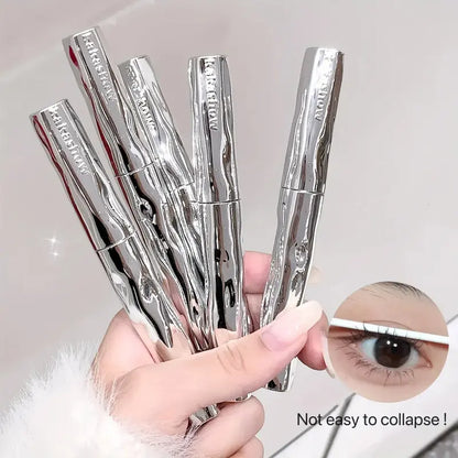 Ciglia Definite Mascara Waterproof Effetto Volumizzante