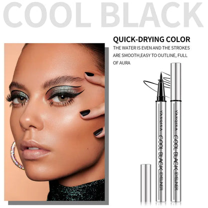 Eyeliner Waterproof Leggero Texture Setosa 24 Ore Durata